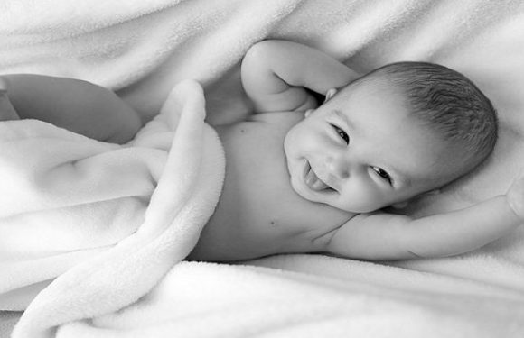 Why a Fleece Blanket is Good For Your Baby