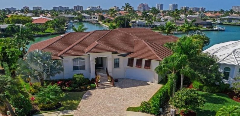 Guide to Buying Property in Aruba